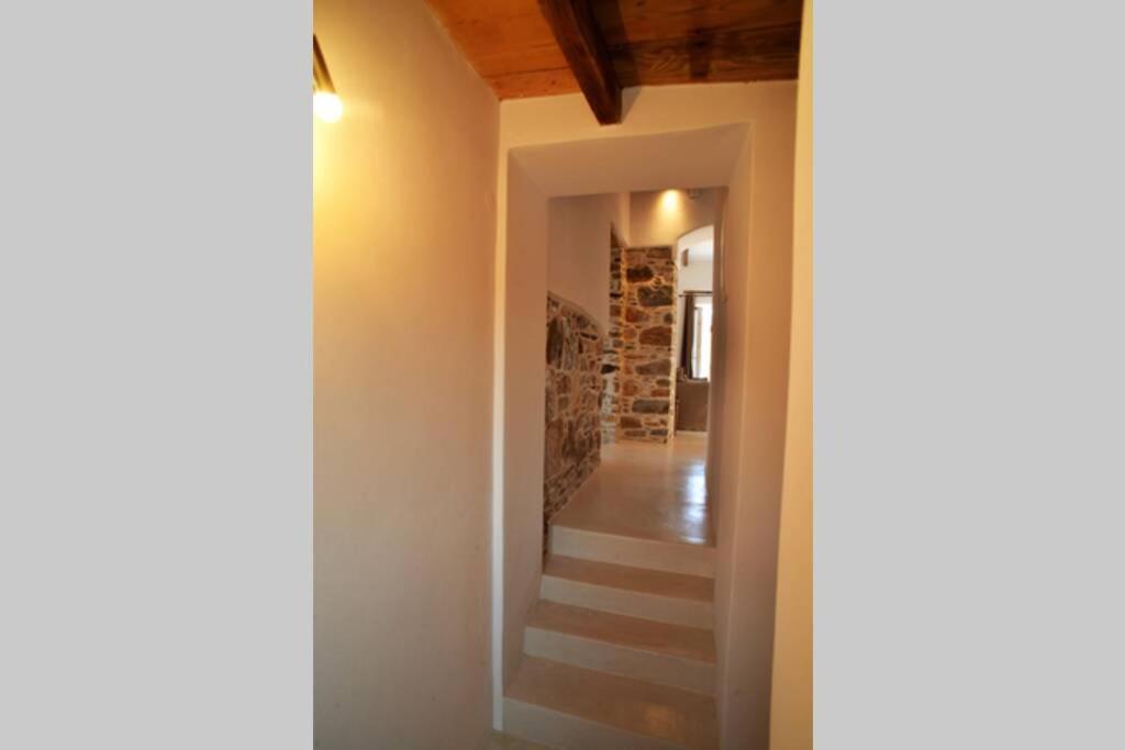 George Farmhouse Chrousa المظهر الخارجي الصورة